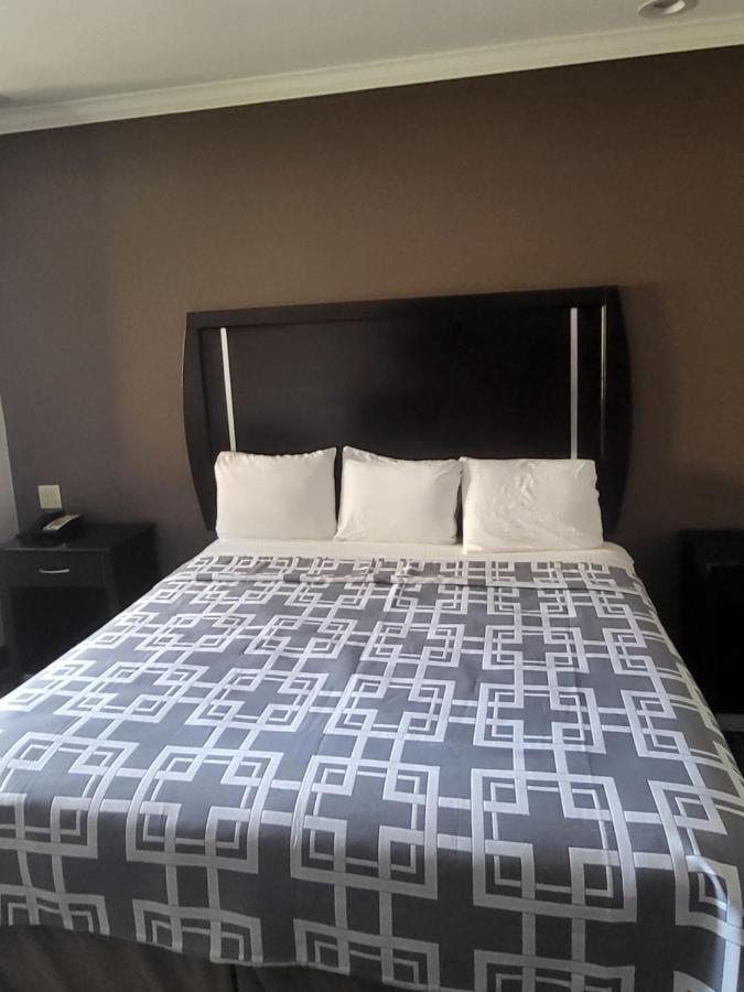 Palace Inn Sam Houston Race Park West Road المظهر الخارجي الصورة