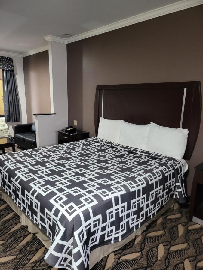 Palace Inn Sam Houston Race Park West Road المظهر الخارجي الصورة