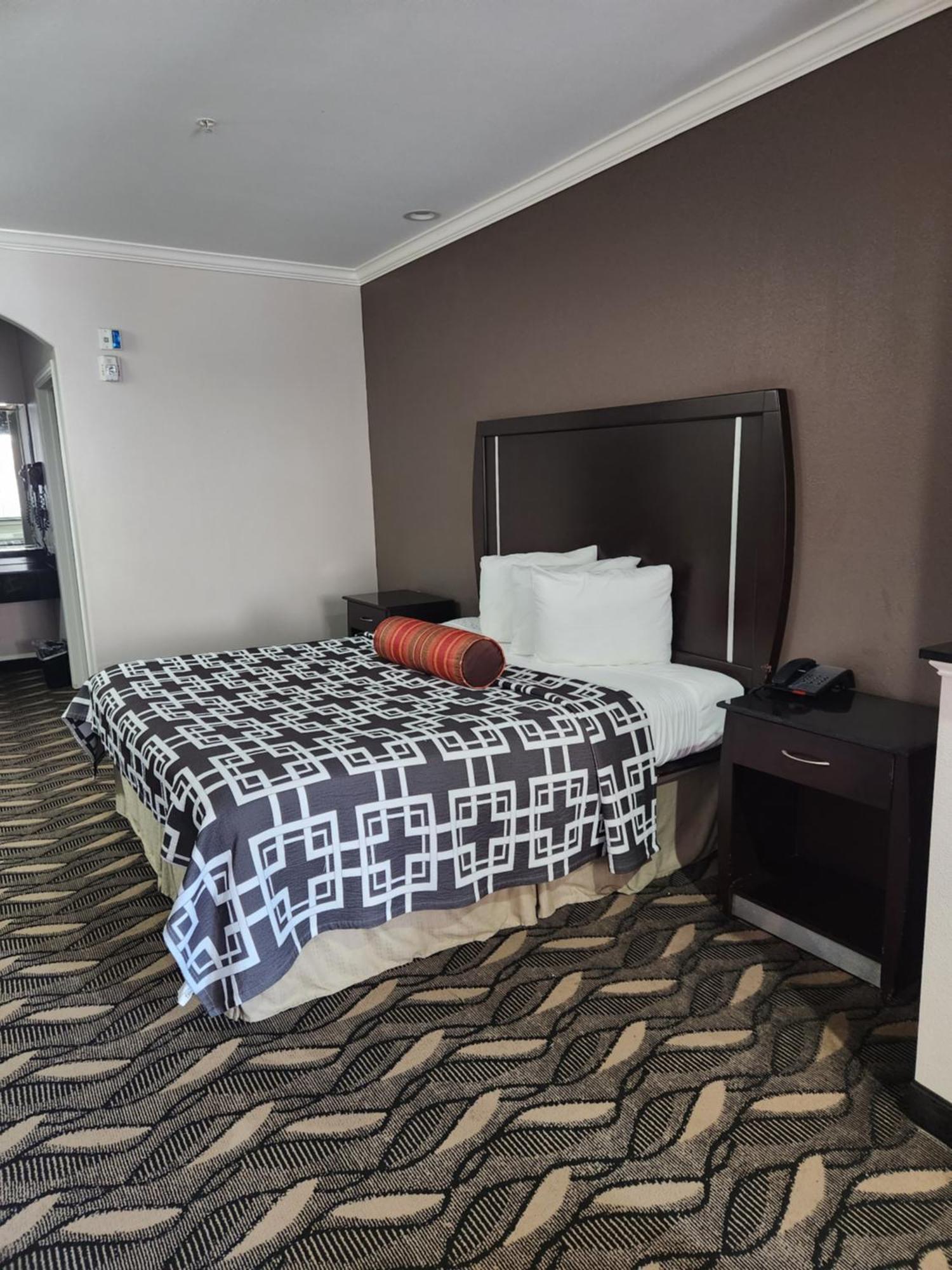 Palace Inn Sam Houston Race Park West Road المظهر الخارجي الصورة